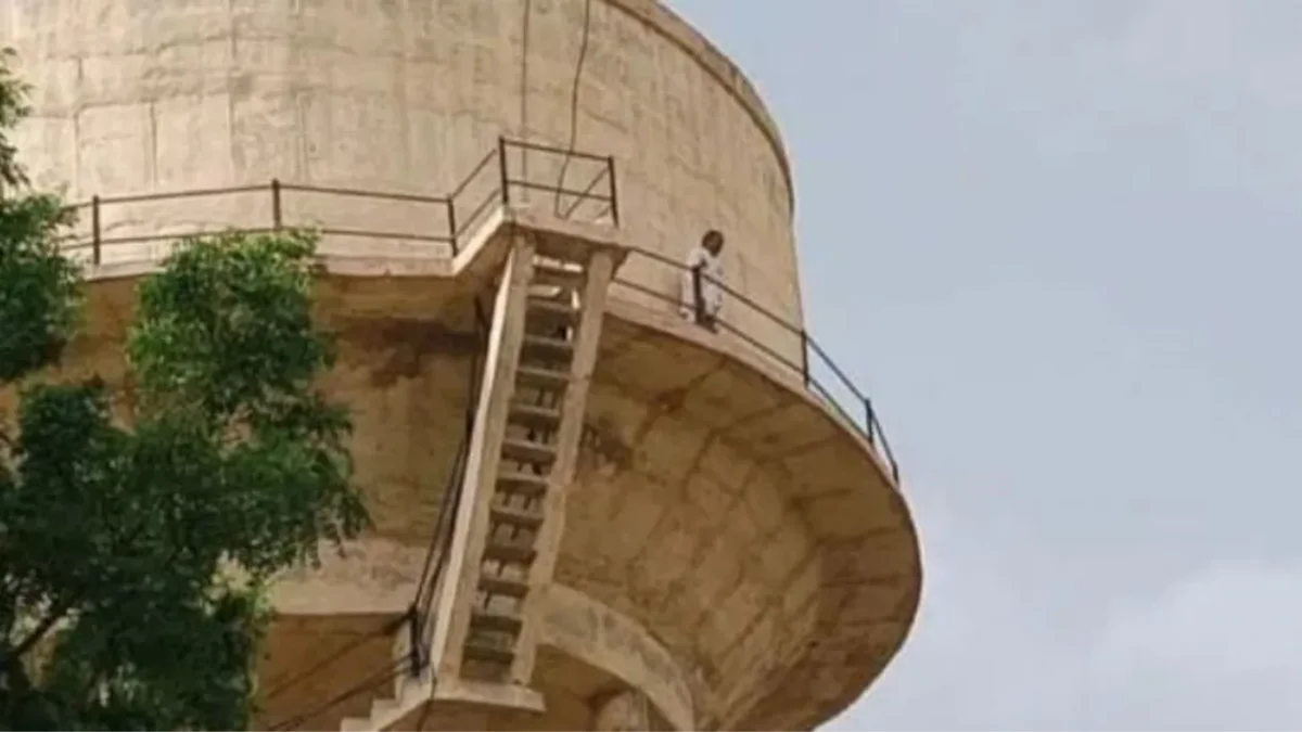 Sikar Administration Scrambles After Laxmangarh Climbs Water Tank Twice in Three Days