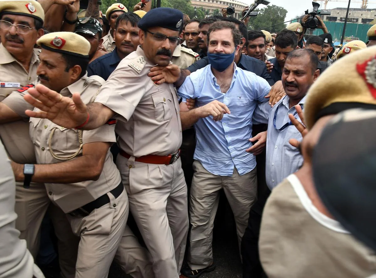 Rahul Gandhi, Priyanka Gandhi Detained During Congress Protest March to PM Residence Over NEET Paper Leak