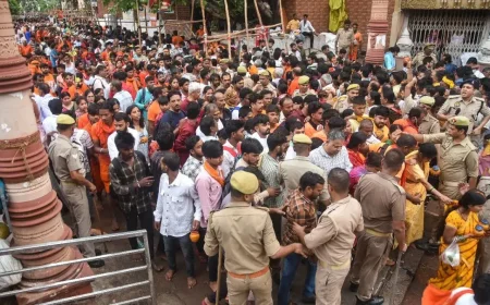 Massive Crowds Throng Muzaffarnagar's Shiv Chowk for Jalabhishek on Sawan Shivratri