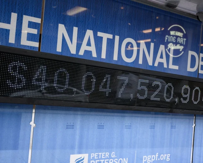 US National Debt Tops $40 Trillion, Sparking Cost Concerns