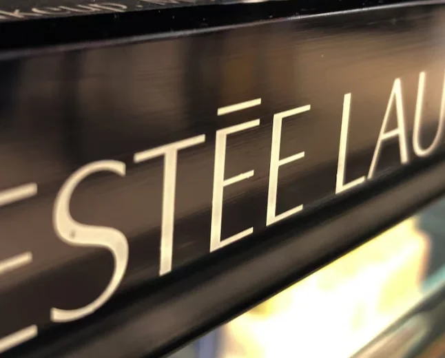Estée Lauder Earnings 2026: Strong Profit Forecast on Fragrance Demand