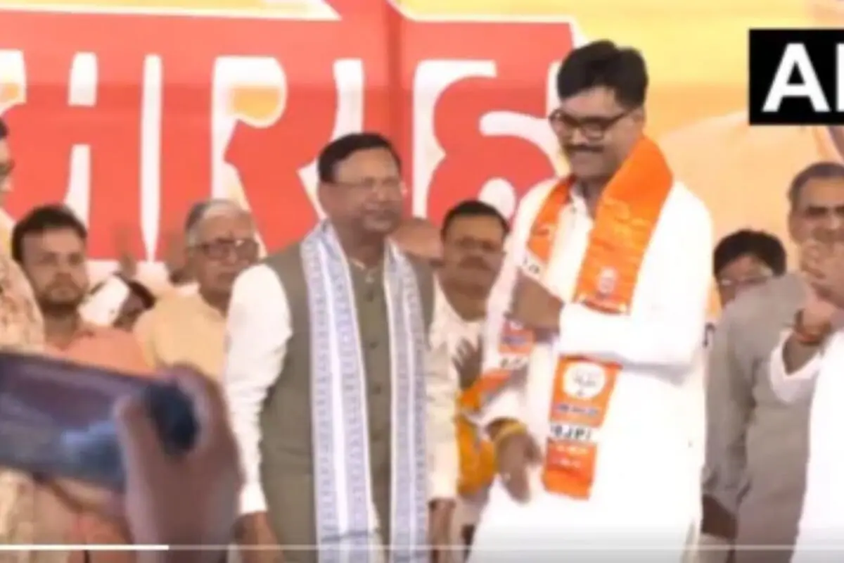 UP Politics: Breaking – 3 Rebel SP MLAs Join BJP to Challenge Party