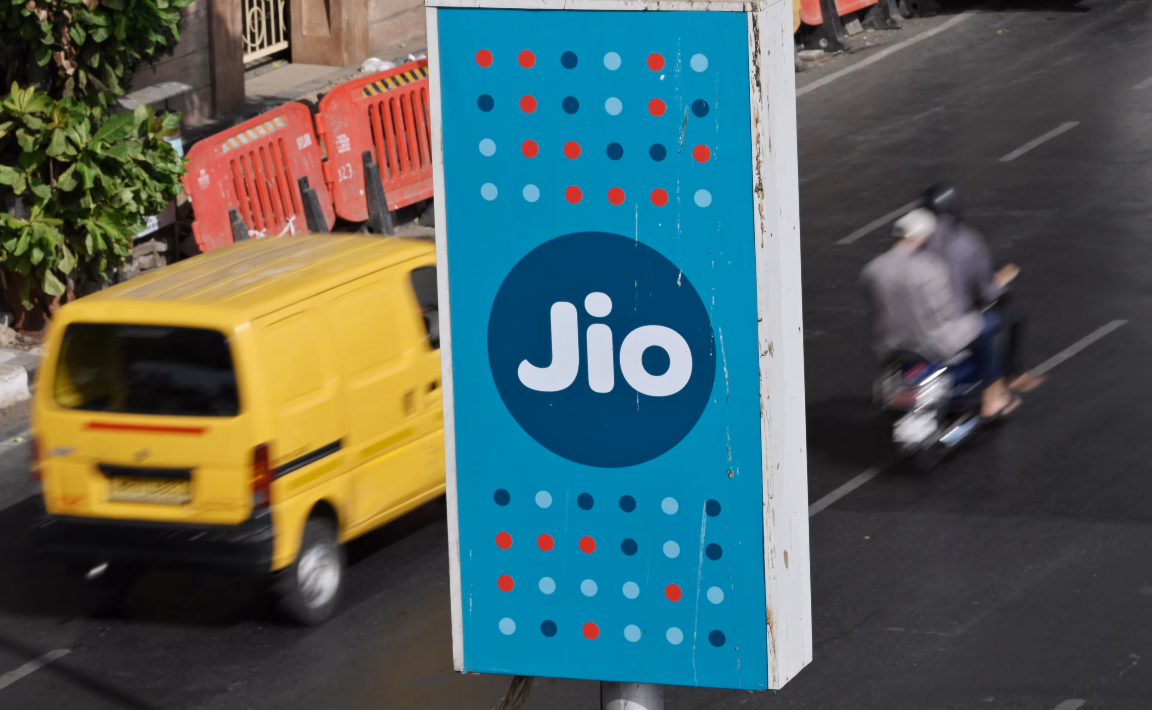 Jio Platforms IPO: Breaking 30x Demand for India’s Largest Offering